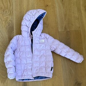The North Face Light Purple Hooded Puffer Jacket Reversible